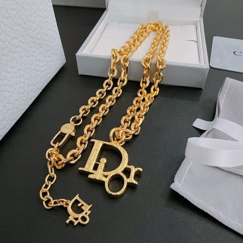 chr1st1an D10r necklaces